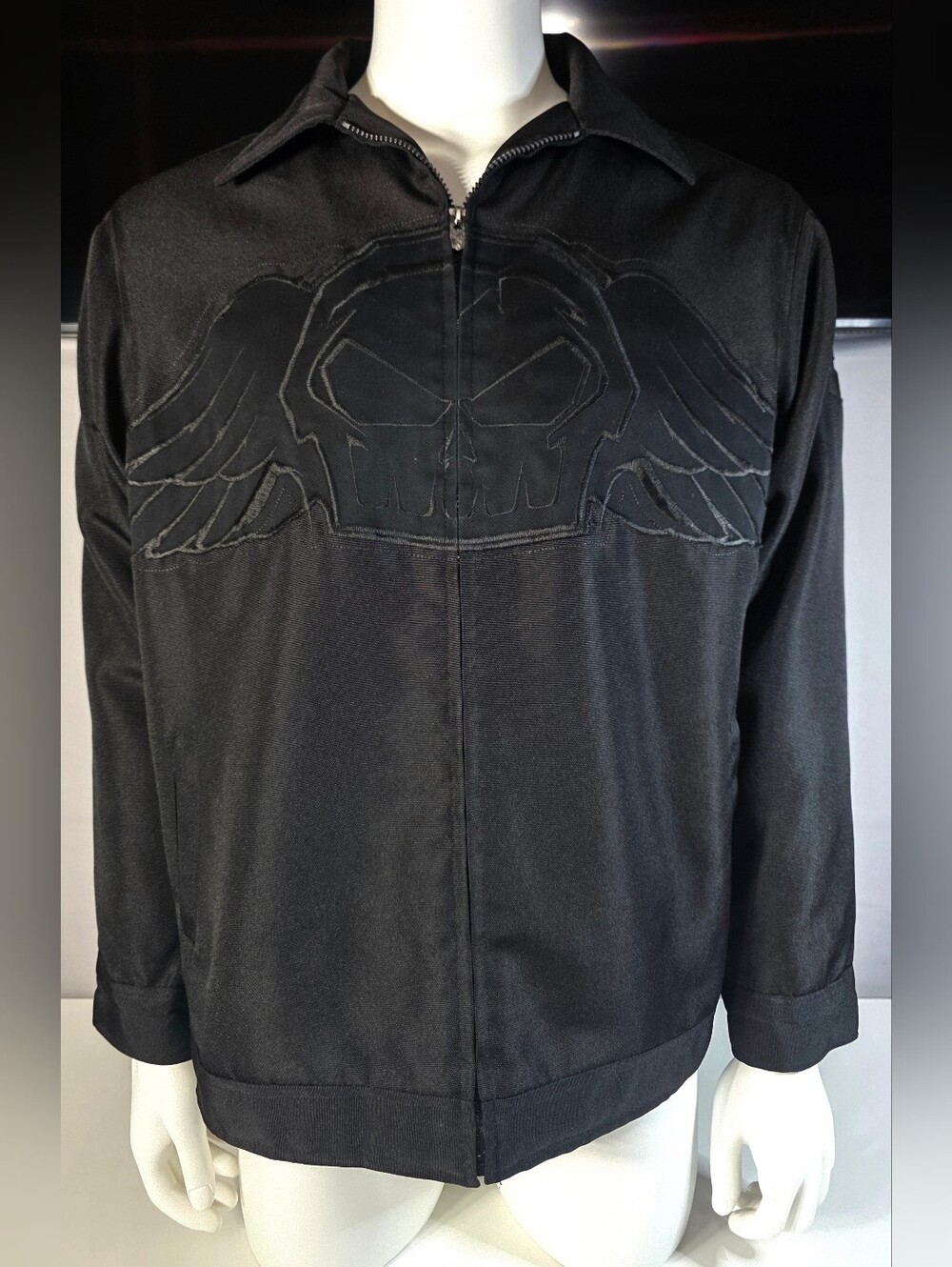 No Fear Vintage Winged Skull Zip-Up Jacket Size Medium